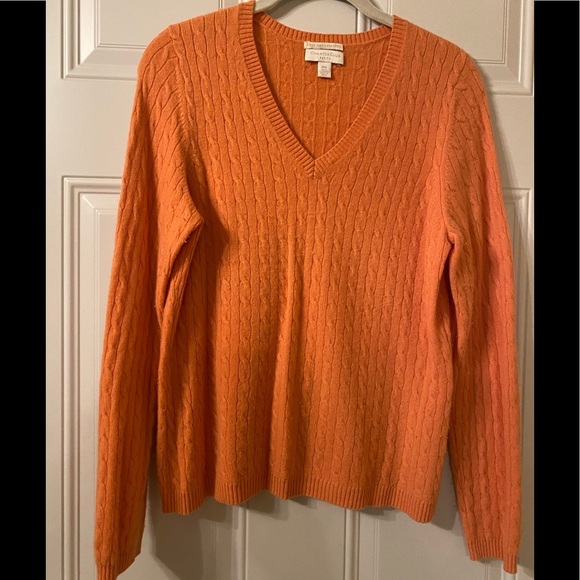 2-Ply 100% Cashmere V Neck Knit Sweater size M Soft Orange - Picture 1 of 5